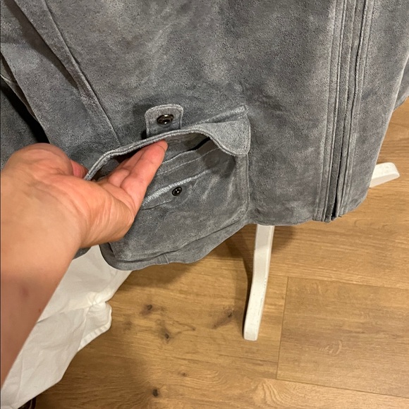 WOMAN Classic Gray Suede Jacket - Picture 6 of 15